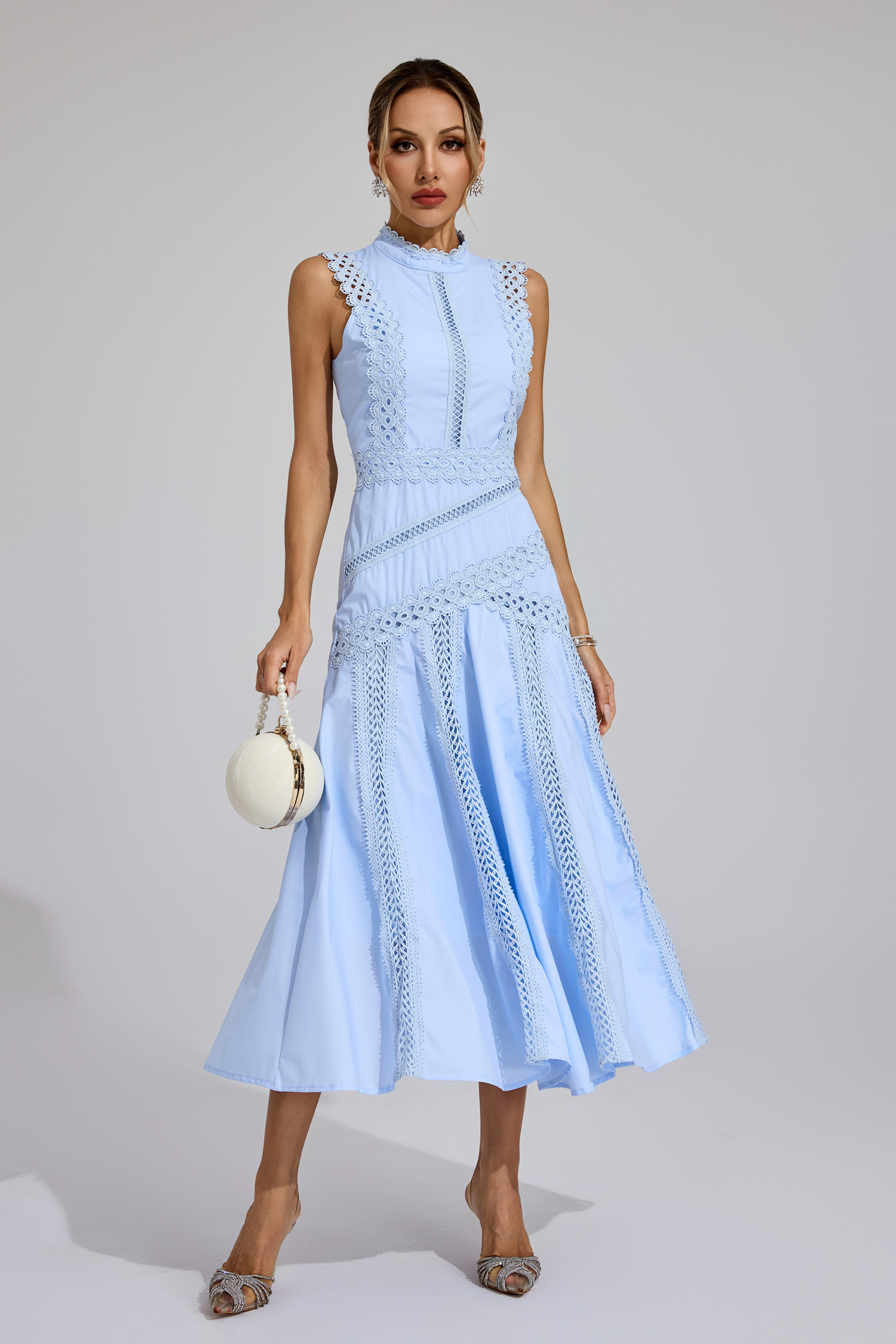 Susanna-Jasper-Blue-4.jpeg